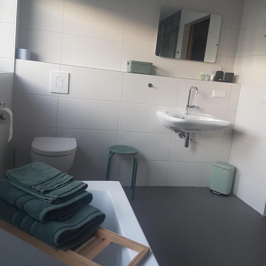 Hotel Bed Bij Boertje Pijnacker Esterno foto
